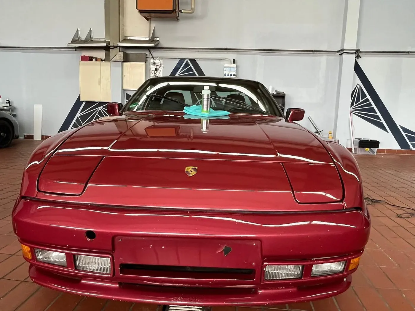 Politur am Porsche 944