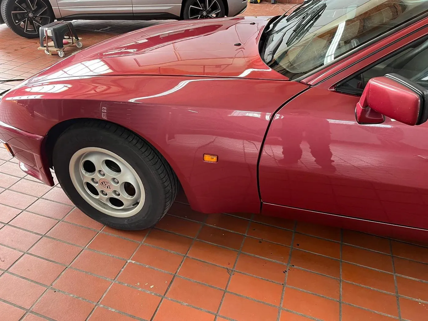 Porsche 944 nach der Politur